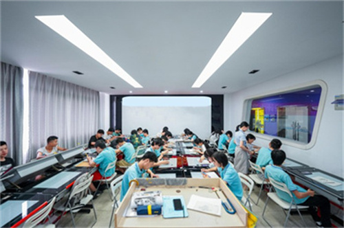 石家莊新華電腦學(xué)校