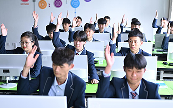 職教周校園體驗日——匠心育人，精技筑夢