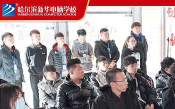 名企大咖進校園，講述電商新發(fā)展