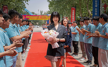 學互聯網技術  演員盧杉向你推薦新華熱門好專業