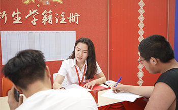 走進新華，秋季預科班學生在校學習生活回顧