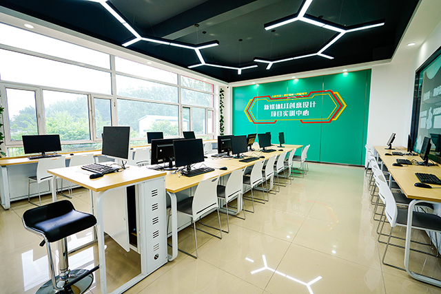 強國基石：大國工匠鑄就中國夢—職業教育賦能經濟發展與青年成長